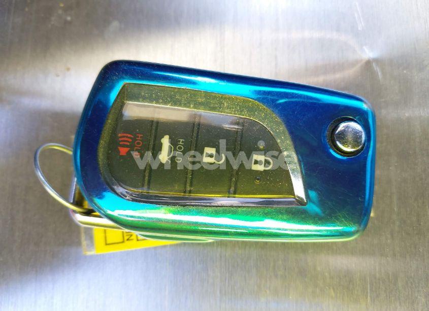 Photo 11 of 2021 Toyota Corolla SE (VIN JTDS4MCE7MJ069876)