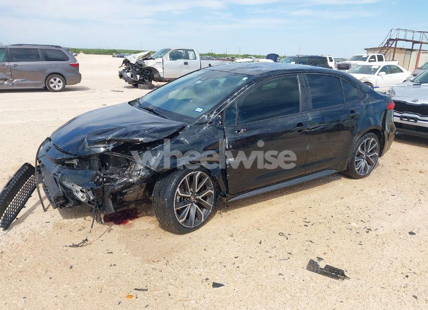 Photo 2 of 2022 Toyota Corolla SE (VIN JTDS4MCEXNJ097267)