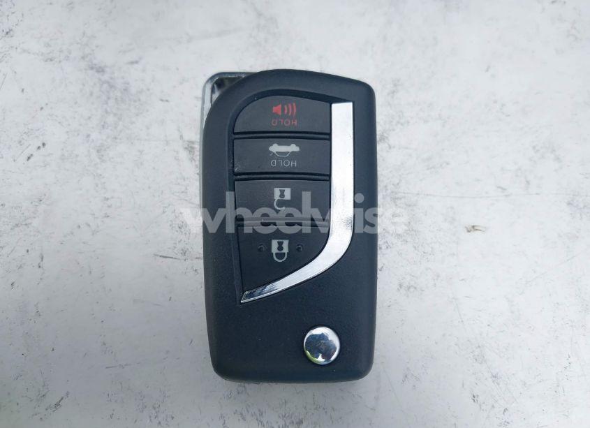 Photo 11 of 2020 Toyota Corolla SE (VIN JTDS4RCE0LJ029442)