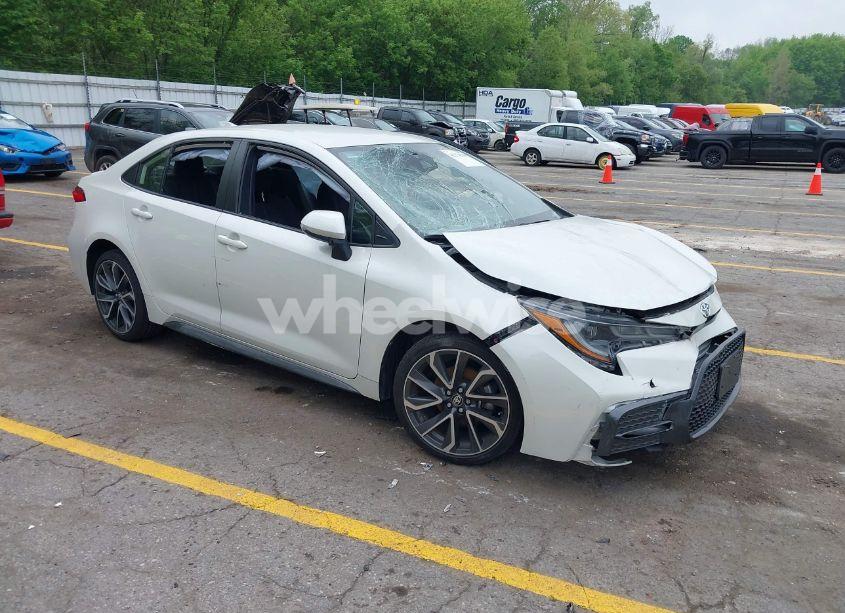2020 Toyota Corolla SE (VIN JTDS4RCE2LJ015865) main photo