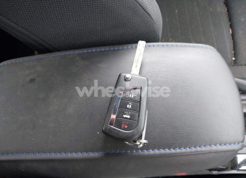 Photo 11 of 2020 Toyota Corolla SE (VIN JTDS4RCE2LJ015865)