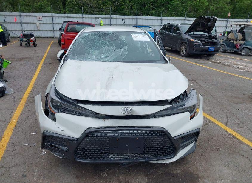 Photo 12 of 2020 Toyota Corolla SE (VIN JTDS4RCE2LJ015865)