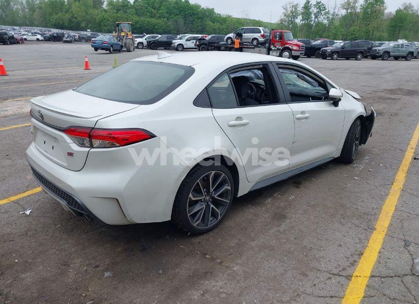 Photo 4 of 2020 Toyota Corolla SE (VIN JTDS4RCE2LJ015865)