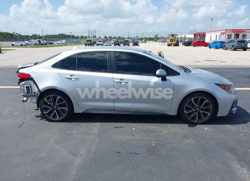 Photo 14 of 2020 Toyota Corolla SE (VIN JTDS4RCE3LJ008570)