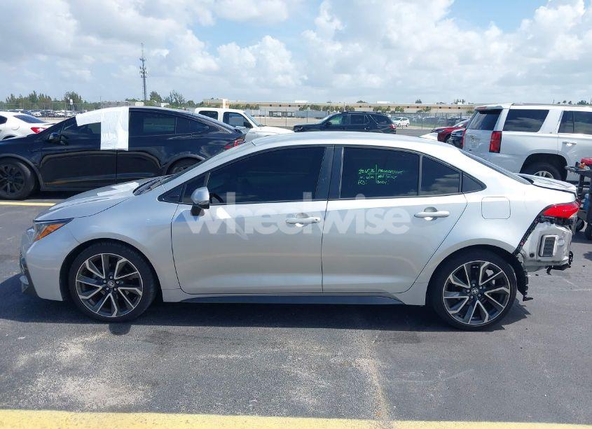 Photo 15 of 2020 Toyota Corolla SE (VIN JTDS4RCE3LJ008570)