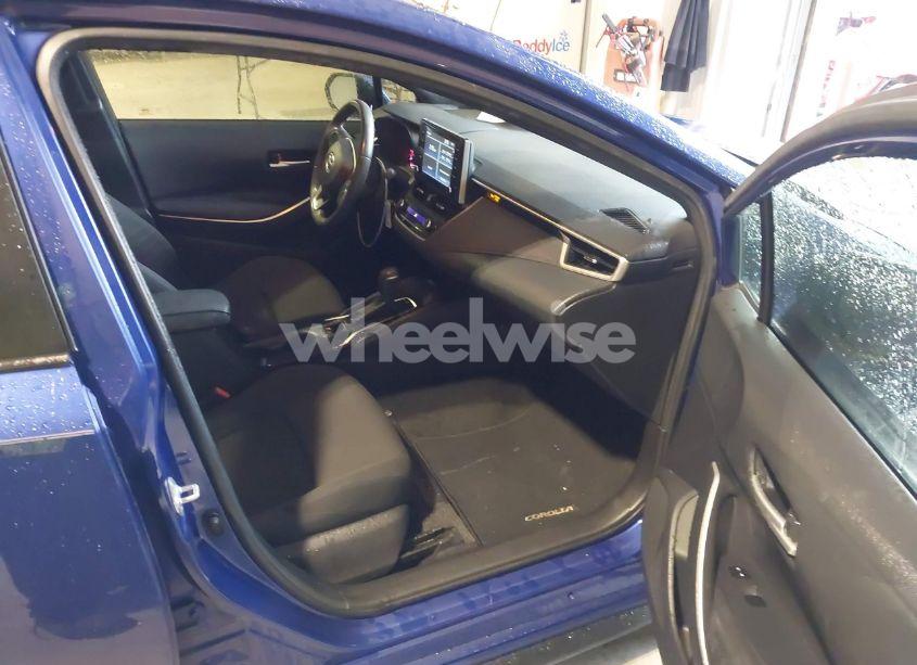 Photo 5 of 2020 Toyota Corolla SE (VIN JTDS4RCE3LJ031332)