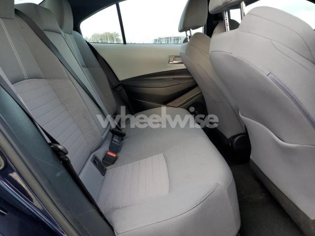 Photo 3 of 2020 TOYOTA COROLLA SE (VIN JTDS4RCE6LJ019692)