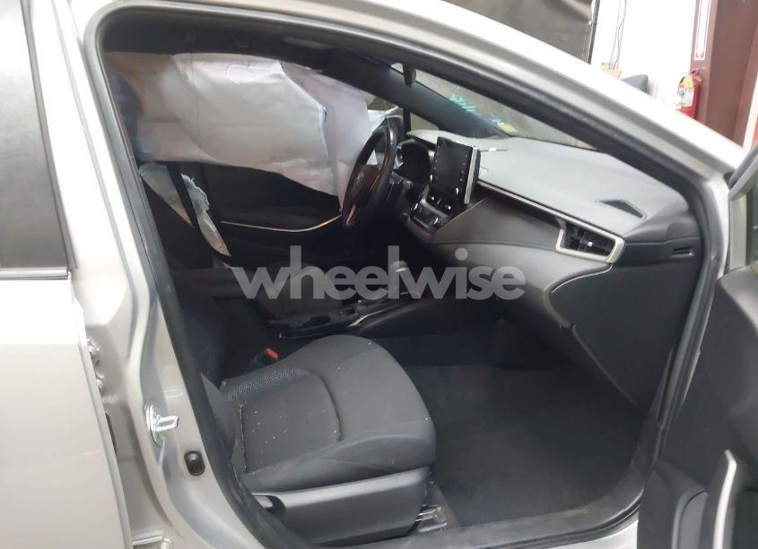 Photo 5 of 2020 Toyota Corolla SE (VIN JTDS4RCE6LJ051543)