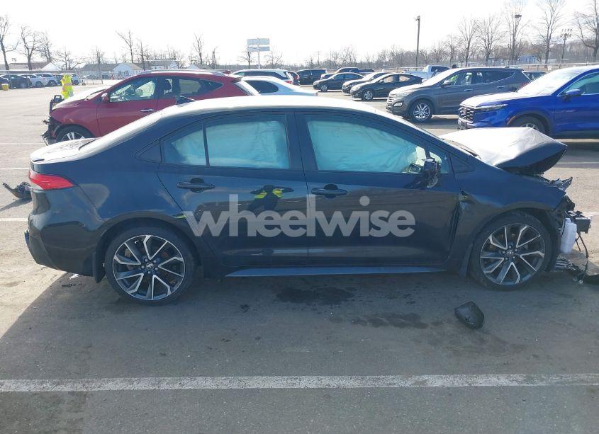 Photo 14 of 2020 Toyota Corolla SE/NIGHT SHADE (VIN JTDS4RCE8LJ038695)