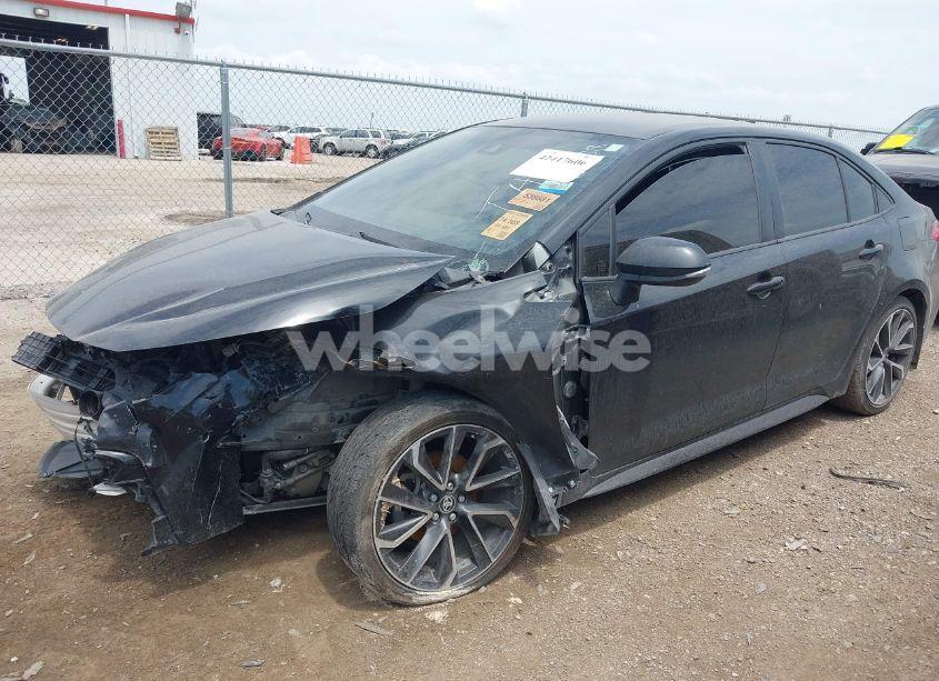 Photo 2 of 2020 Toyota Corolla SE (VIN JTDS4RCE9LJ005639)