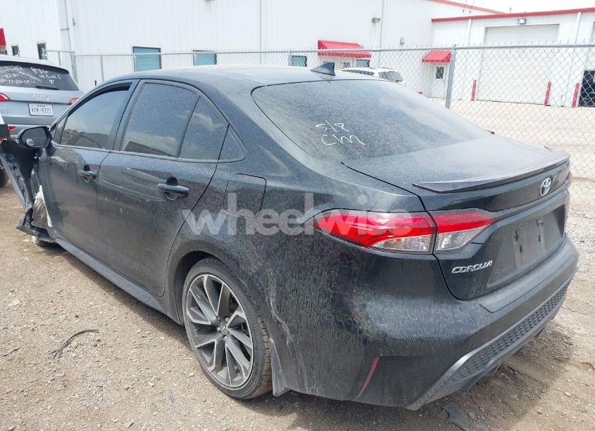 Photo 3 of 2020 Toyota Corolla SE (VIN JTDS4RCE9LJ005639)