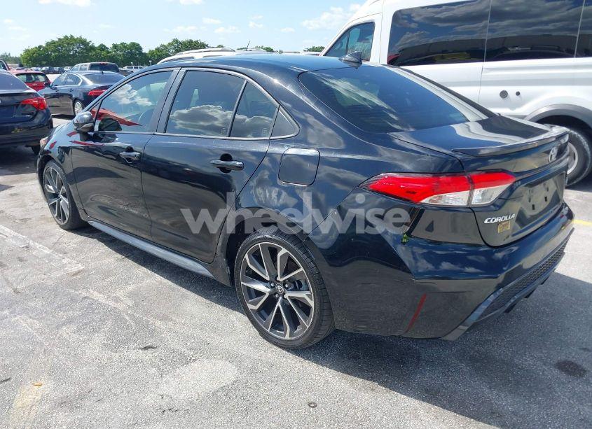 Photo 3 of 2020 Toyota Corolla SE (VIN JTDS4RCE9LJ026300)