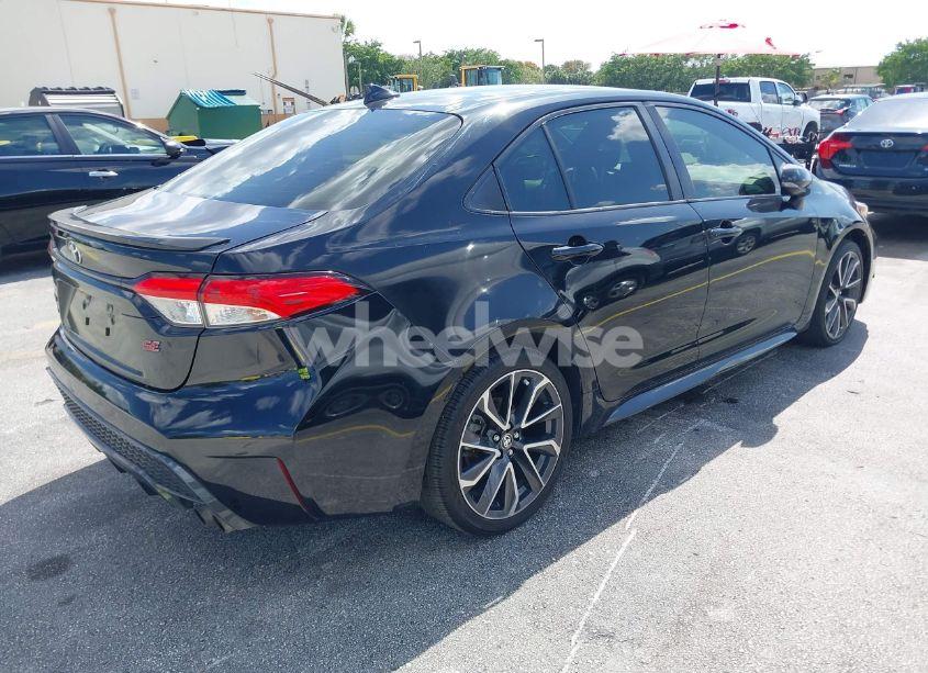 Photo 4 of 2020 Toyota Corolla SE (VIN JTDS4RCE9LJ026300)