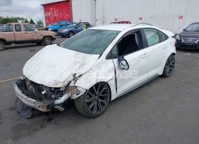 Photo 2 of 2020 Toyota Corolla SE (VIN JTDS4RCE9LJ030427)