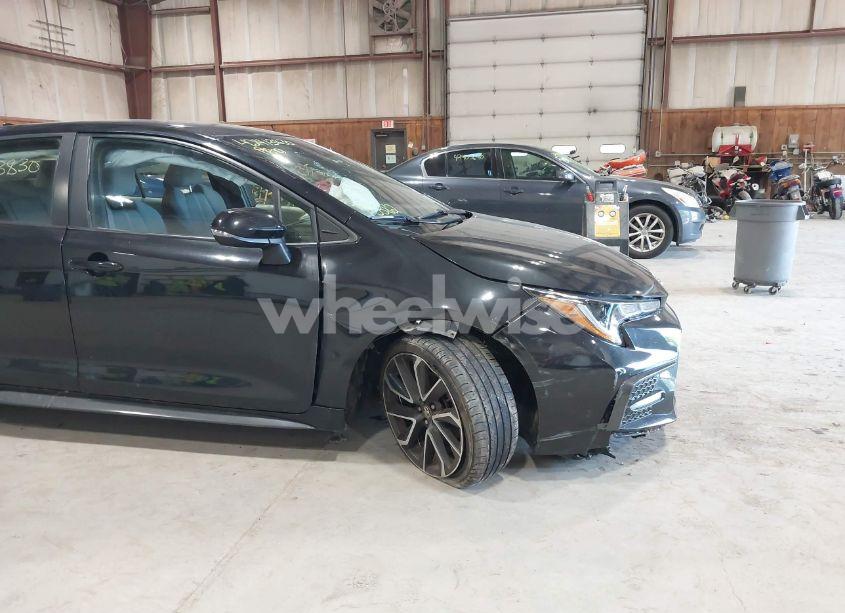 Photo 6 of 2020 Toyota Corolla SE (VIN JTDS4RCEXLJ023146)