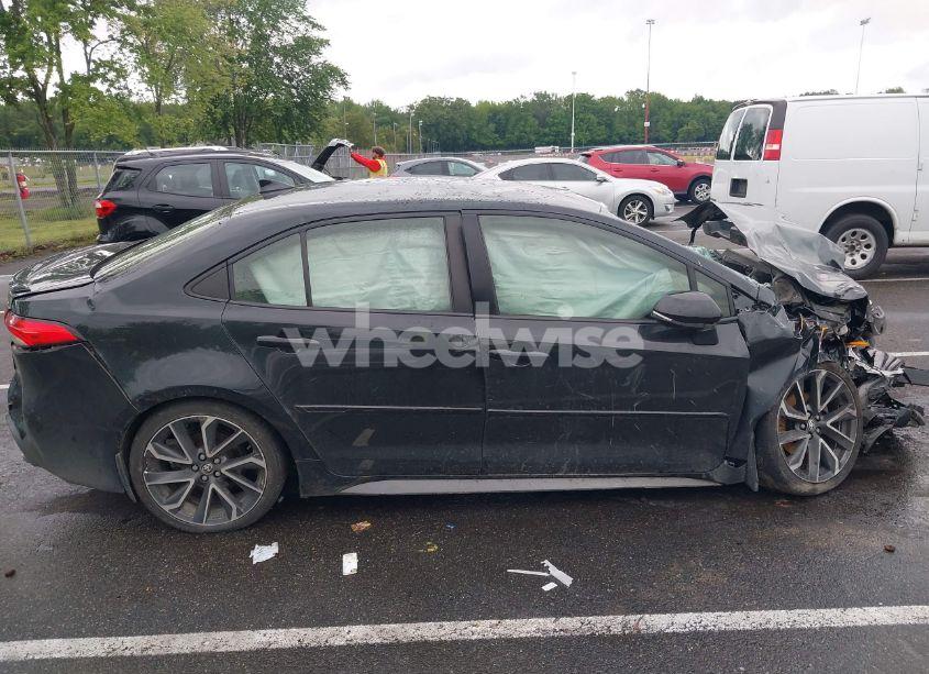 Photo 13 of 2020 Toyota Corolla SE/SE NIGHTSHADE EDITION (VIN JTDS4RCEXLJ043476)