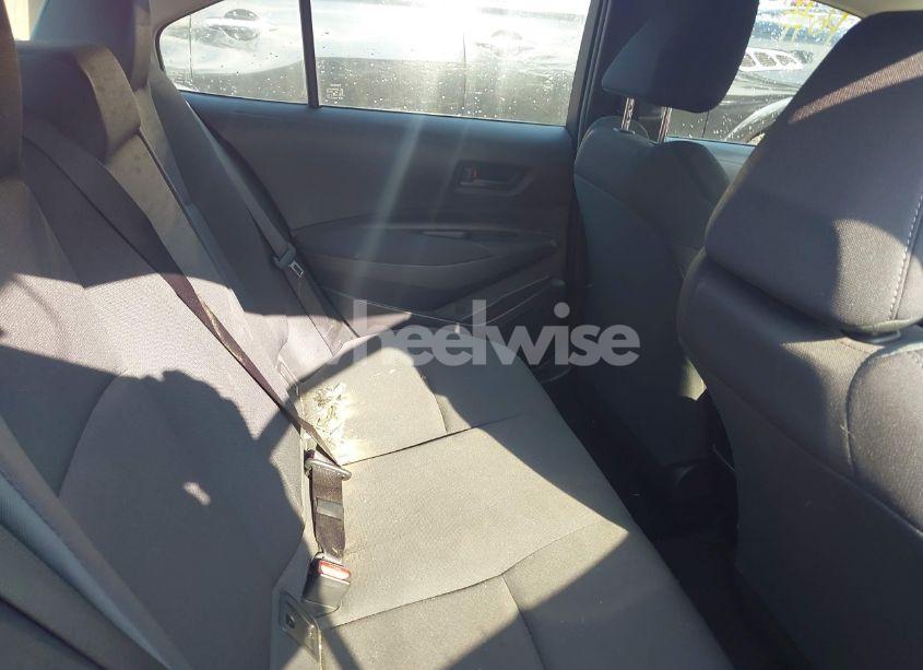 Photo 8 of 2022 Toyota Corolla LE (VIN JTDVPMAE2NJ210717)