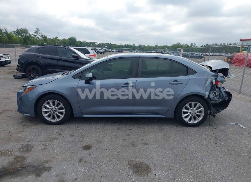 Photo 14 of 2021 Toyota Corolla LE (VIN JTDVPMAE6MJ145983)