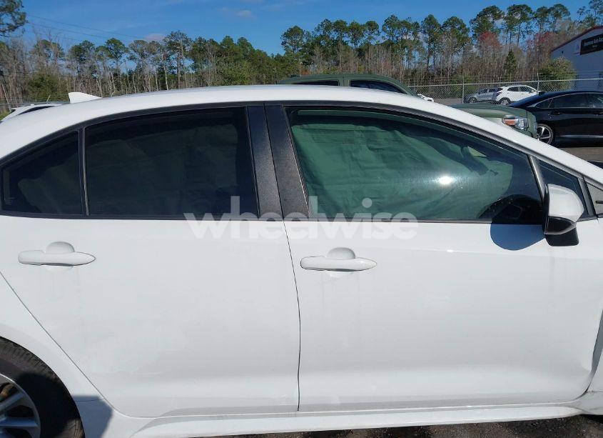 Photo 14 of 2022 Toyota Corolla LE (VIN JTDVPMAE9NJ192507)