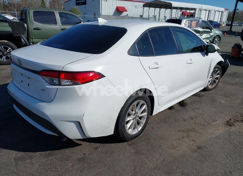 Photo 4 of 2022 Toyota Corolla LE (VIN JTDVPMAE9NJ192507)