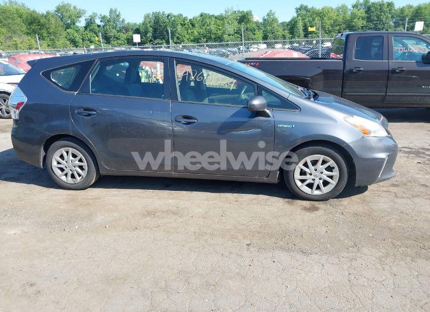 Photo 13 of 2012 Toyota Prius V TWO (VIN JTDZN3EU0C3138291)