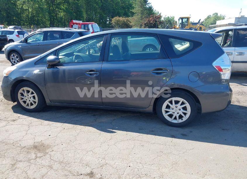 Photo 14 of 2012 Toyota Prius V TWO (VIN JTDZN3EU0C3138291)