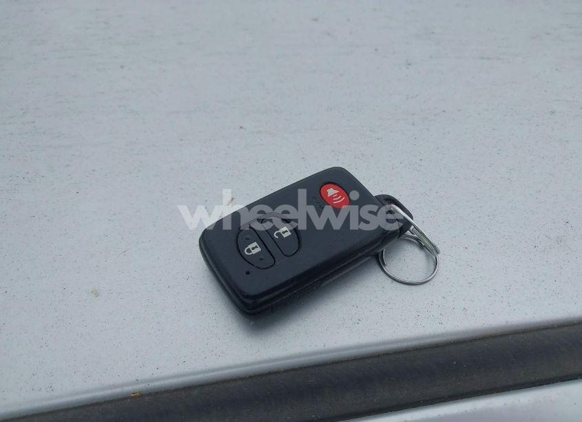 Photo 11 of 2012 Toyota Prius V THREE (VIN JTDZN3EU0C3168438)