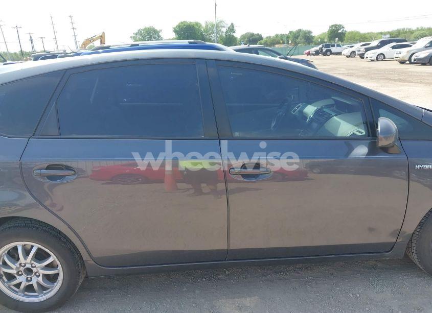 Photo 13 of 2012 Toyota Prius V THREE (VIN JTDZN3EU0C3179651)