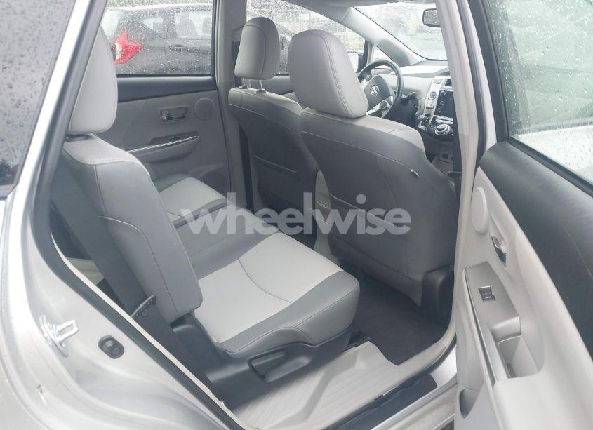 Photo 8 of 2015 Toyota Prius V FIVE (VIN JTDZN3EU0FJ015719)