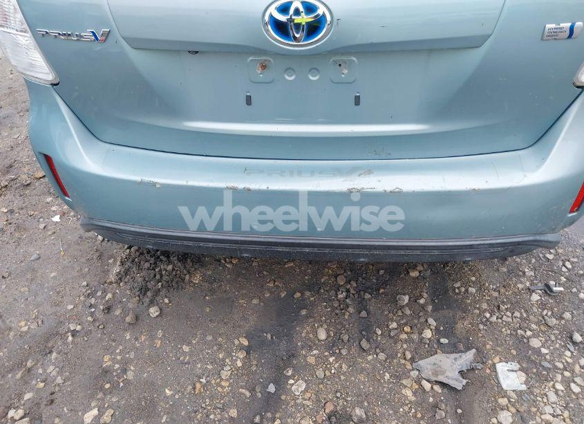 Photo 20 of 2015 Toyota Prius V THREE (VIN JTDZN3EU0FJ021004)