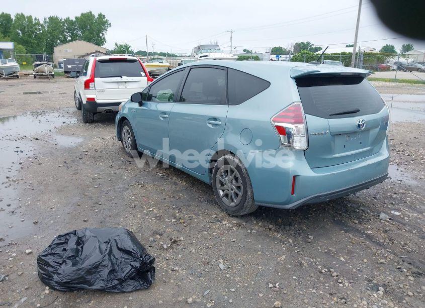 Photo 3 of 2015 Toyota Prius V THREE (VIN JTDZN3EU0FJ021004)