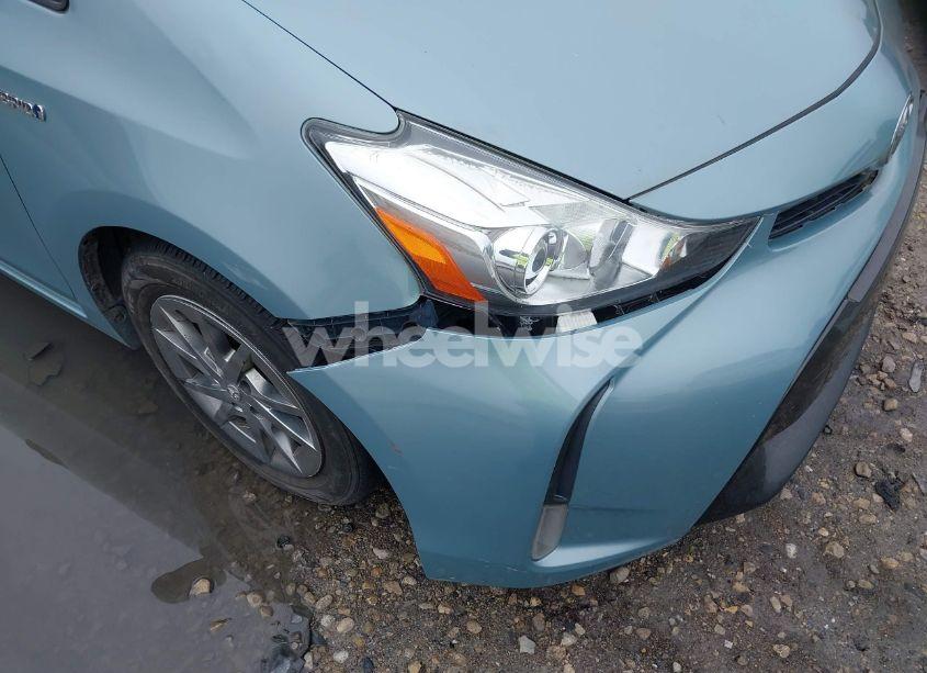 Photo 6 of 2015 Toyota Prius V THREE (VIN JTDZN3EU0FJ021004)
