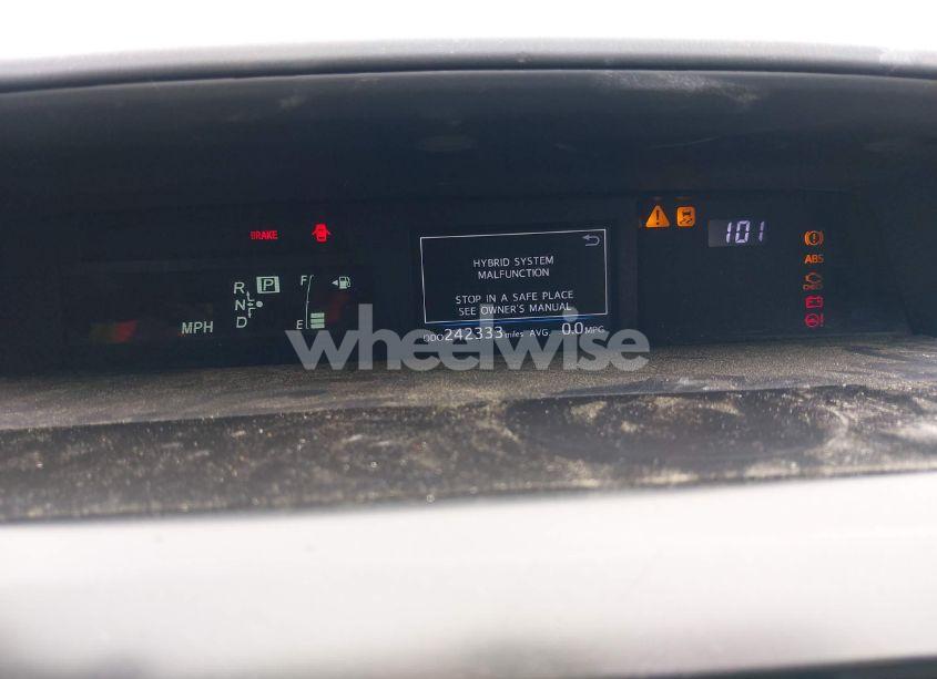 Photo 7 of 2015 Toyota Prius V THREE (VIN JTDZN3EU0FJ021004)