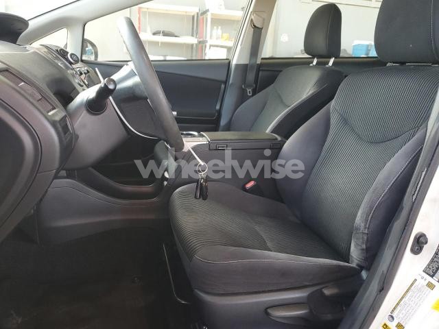 Photo 7 of 2016 TOYOTA PRIUS V (VIN JTDZN3EU0GJ050505)