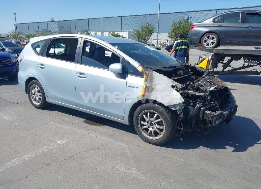 2012 Toyota Prius V THREE (VIN JTDZN3EU1C3031007) main photo