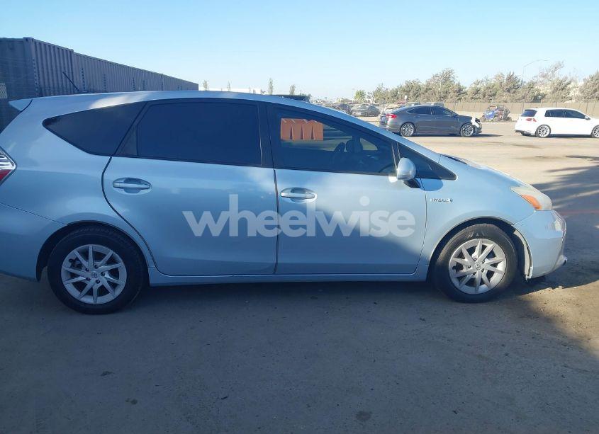 Photo 13 of 2012 Toyota Prius V THREE (VIN JTDZN3EU1C3148702)