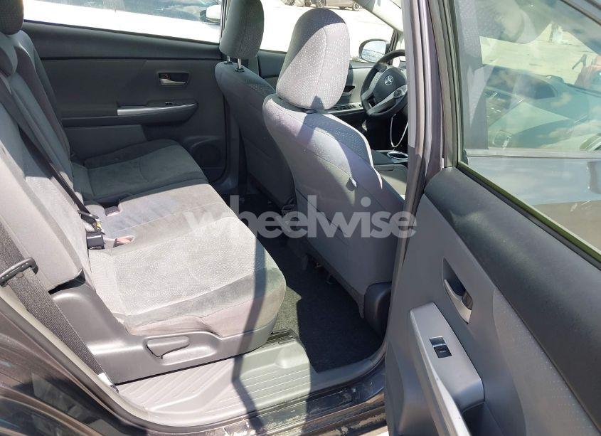 Photo 8 of 2014 Toyota Prius V FIVE/THREE/TWO (VIN JTDZN3EU1EJ002122)