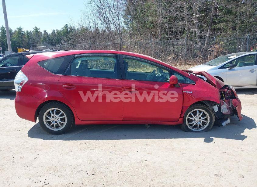 Photo 12 of 2012 Toyota Prius V THREE (VIN JTDZN3EU2C3071001)