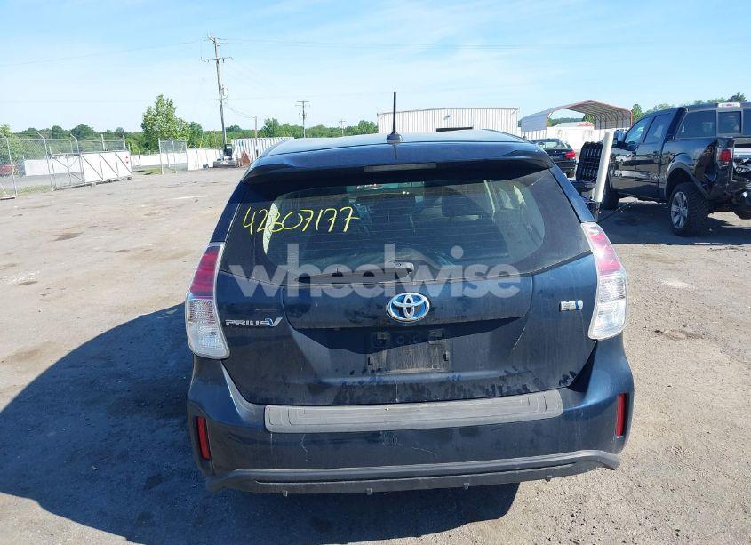 Photo 16 of 2017 Toyota Prius V FOUR (VIN JTDZN3EU2HJ065380)