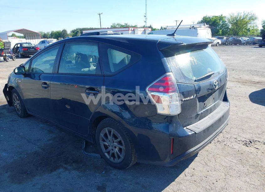 Photo 3 of 2017 Toyota Prius V FOUR (VIN JTDZN3EU2HJ065380)