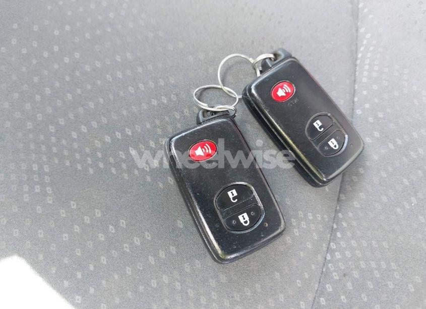 Photo 11 of 2012 Toyota Prius V THREE (VIN JTDZN3EU3C3028934)