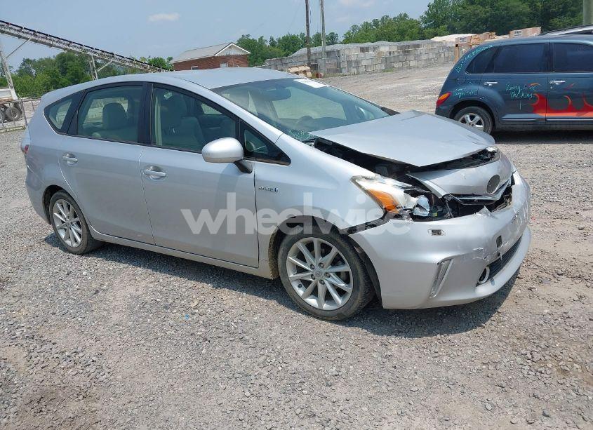 2012 Toyota Prius V FIVE (VIN JTDZN3EU3C3032952) main photo