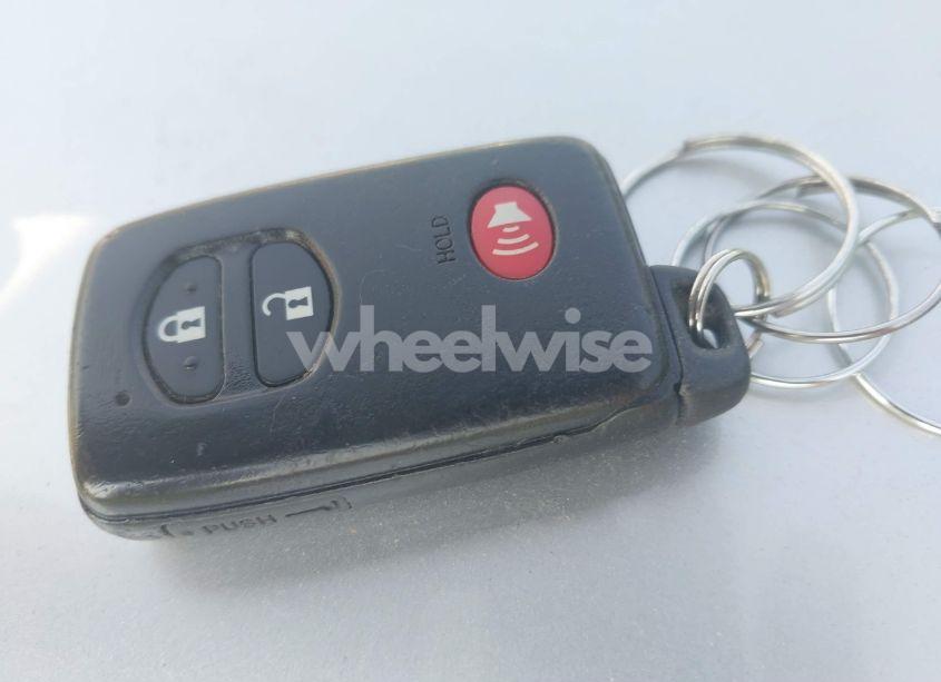 Photo 11 of 2012 Toyota Prius V THREE (VIN JTDZN3EU3C3042560)