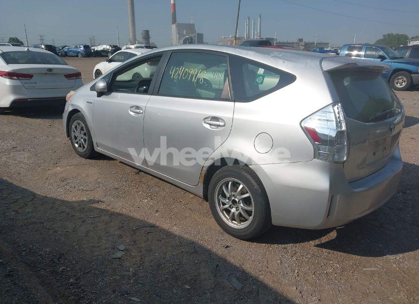 Photo 3 of 2012 Toyota Prius V THREE (VIN JTDZN3EU3C3042560)