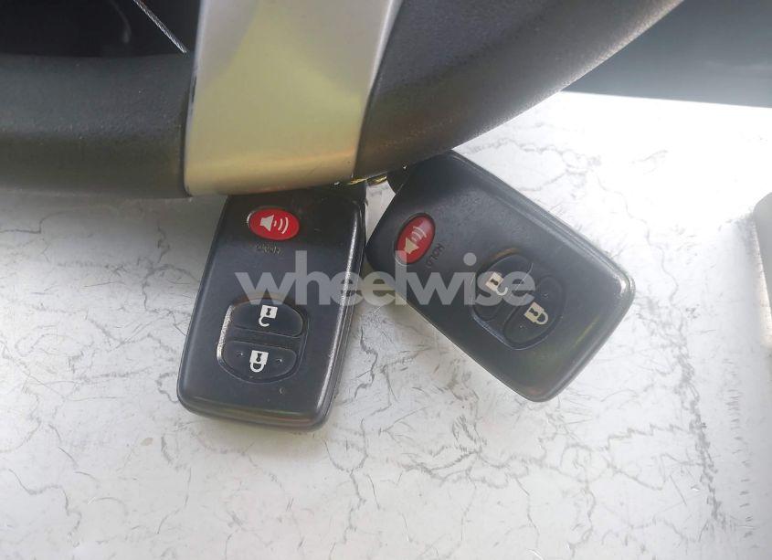 Photo 11 of 2012 Toyota Prius V TWO (VIN JTDZN3EU3C3184066)