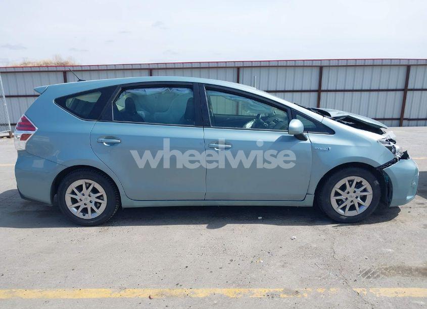 Photo 13 of 2017 Toyota Prius V FOUR (VIN JTDZN3EU3HJ073987)