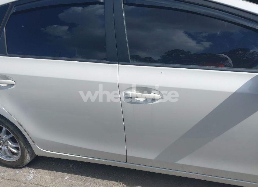 Photo 13 of 2012 Toyota Prius V THREE (VIN JTDZN3EU4C3034239)