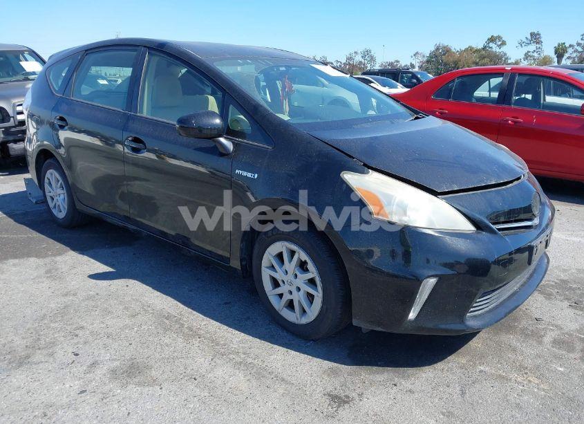 2012 Toyota Prius V THREE (VIN JTDZN3EU4C3182651) main photo