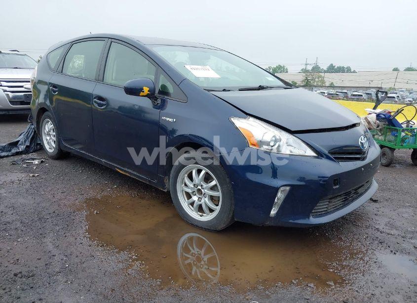 2012 Toyota Prius V TWO (VIN JTDZN3EU4C3186165) main photo