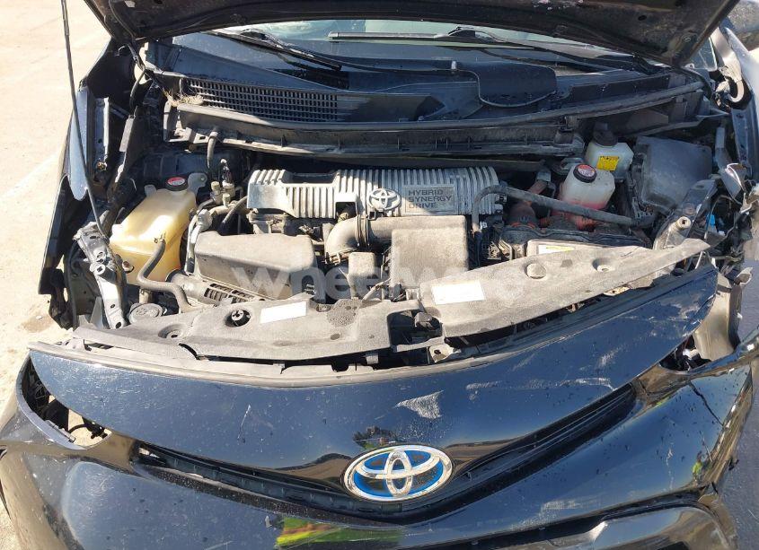 Photo 10 of 2016 Toyota Prius V TWO (VIN JTDZN3EU4GJ053830)